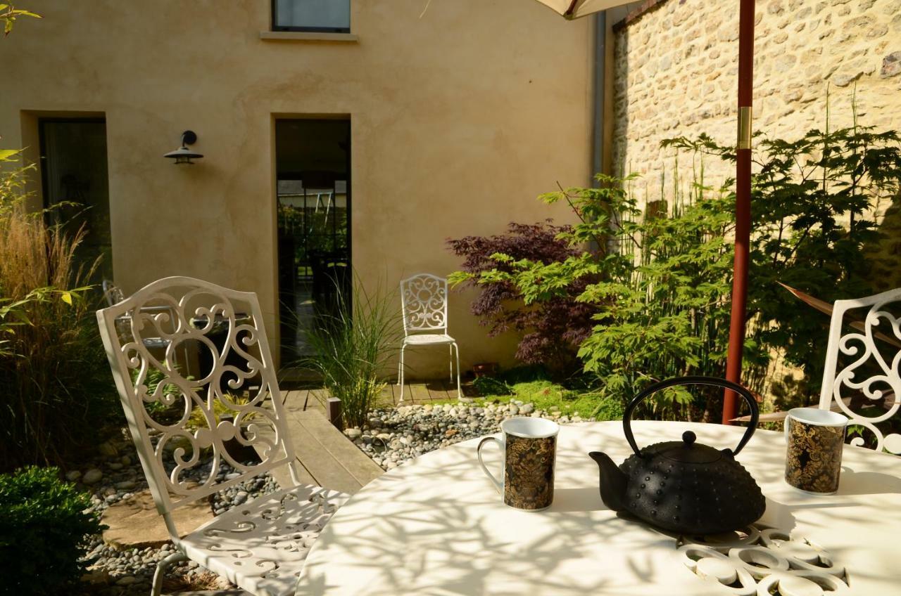 Le Petit Valhalla Bayeux Exterior foto