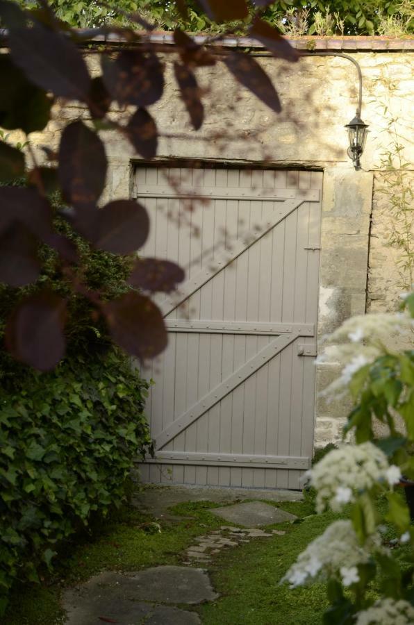 Le Petit Valhalla Bayeux Exterior foto